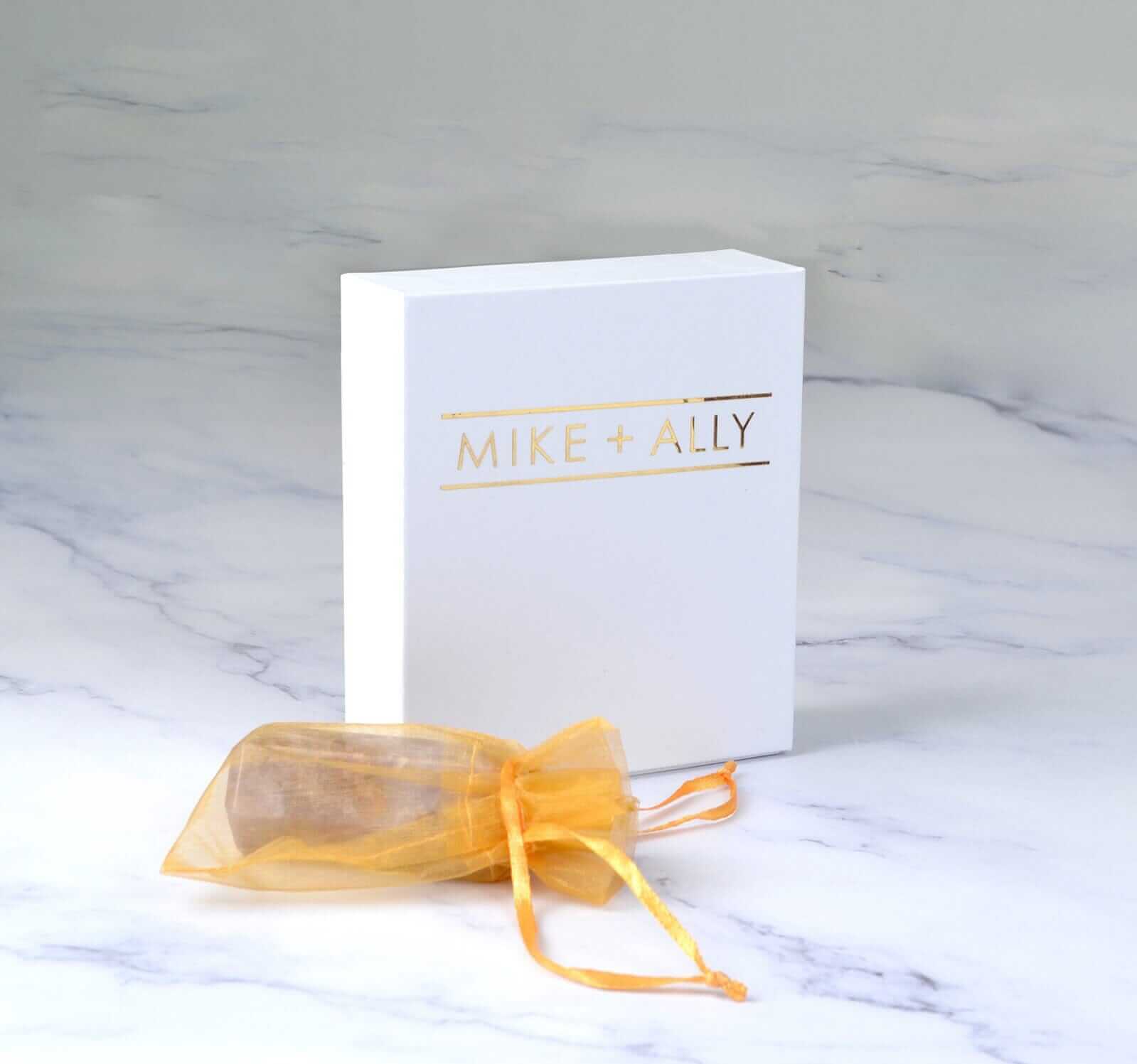 Gemstone Atomizer Gift Box with organza drawstring bag