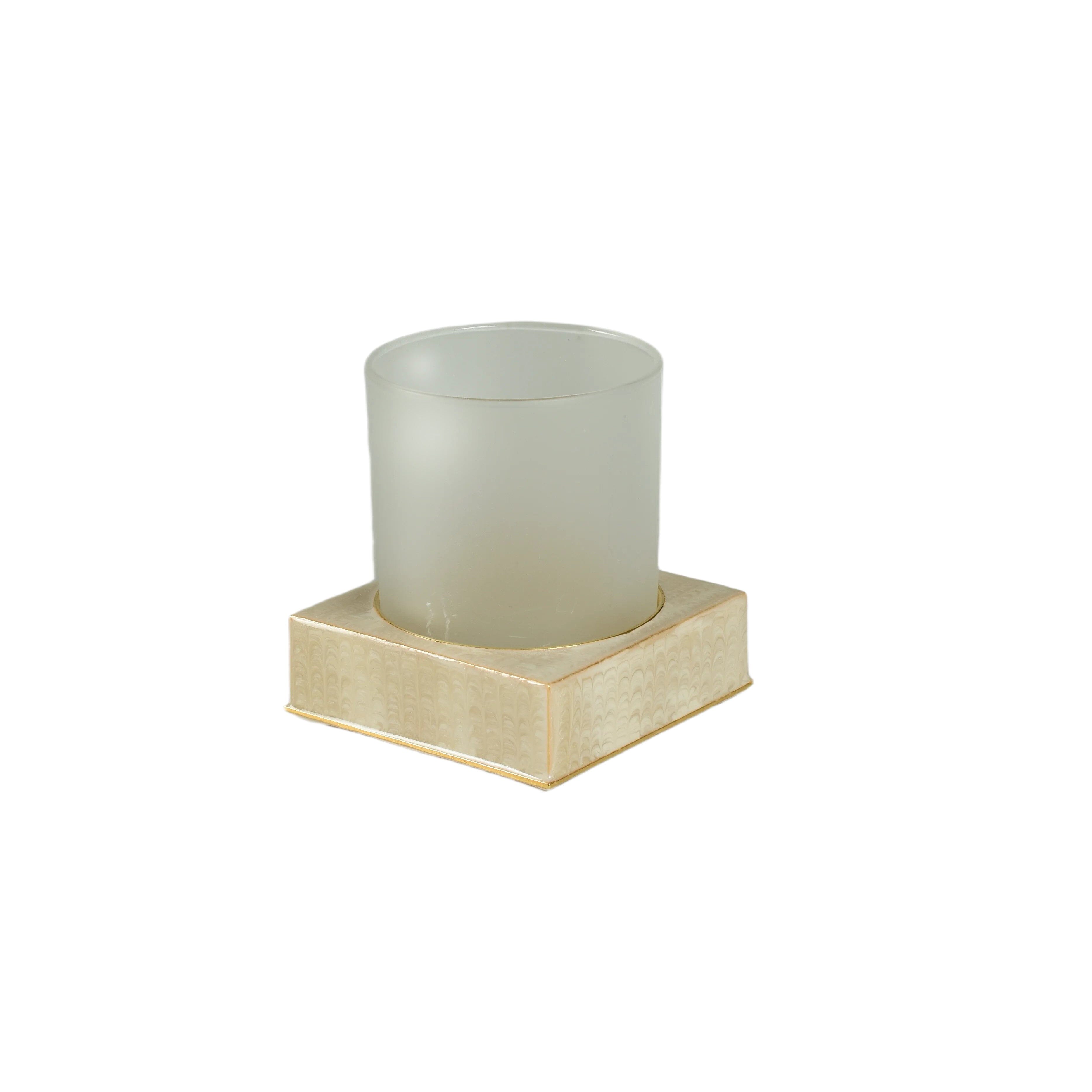 glass tumbler with twill enamel pattern