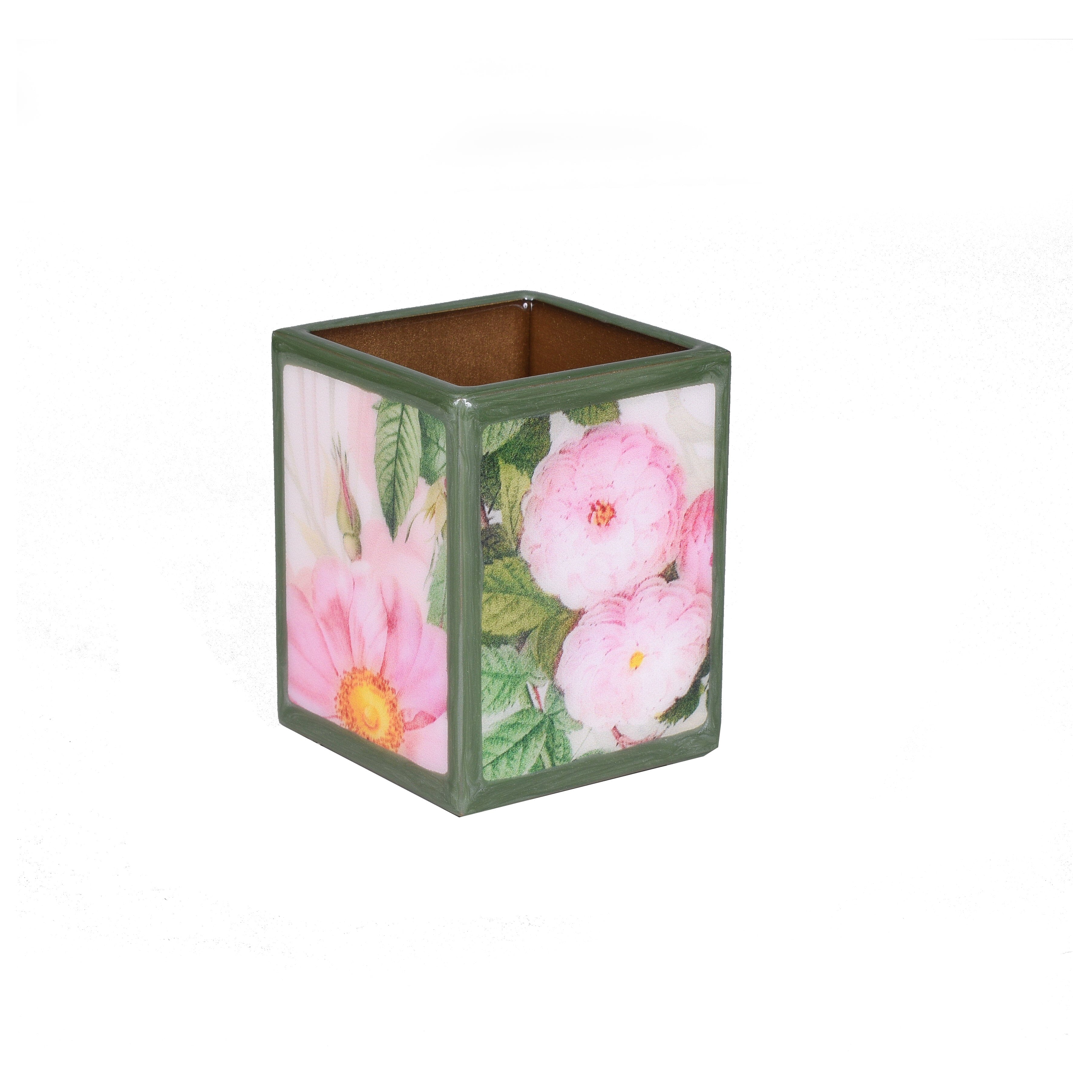 Floral graphics on brush cup